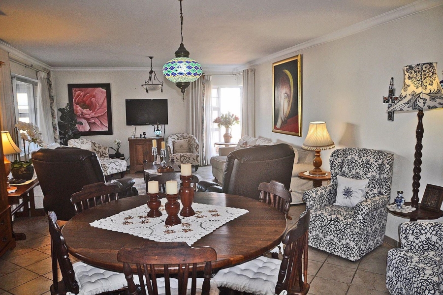 5 Bedroom Property for Sale in Tergniet Western Cape